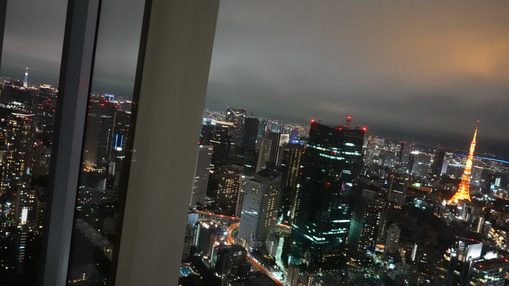誰もが憧れる５つ星　超高級ホテル『ザ・リッツ・カールトン東京』タワー スイート宿泊記　夜景　スカイツリー　東京タワー